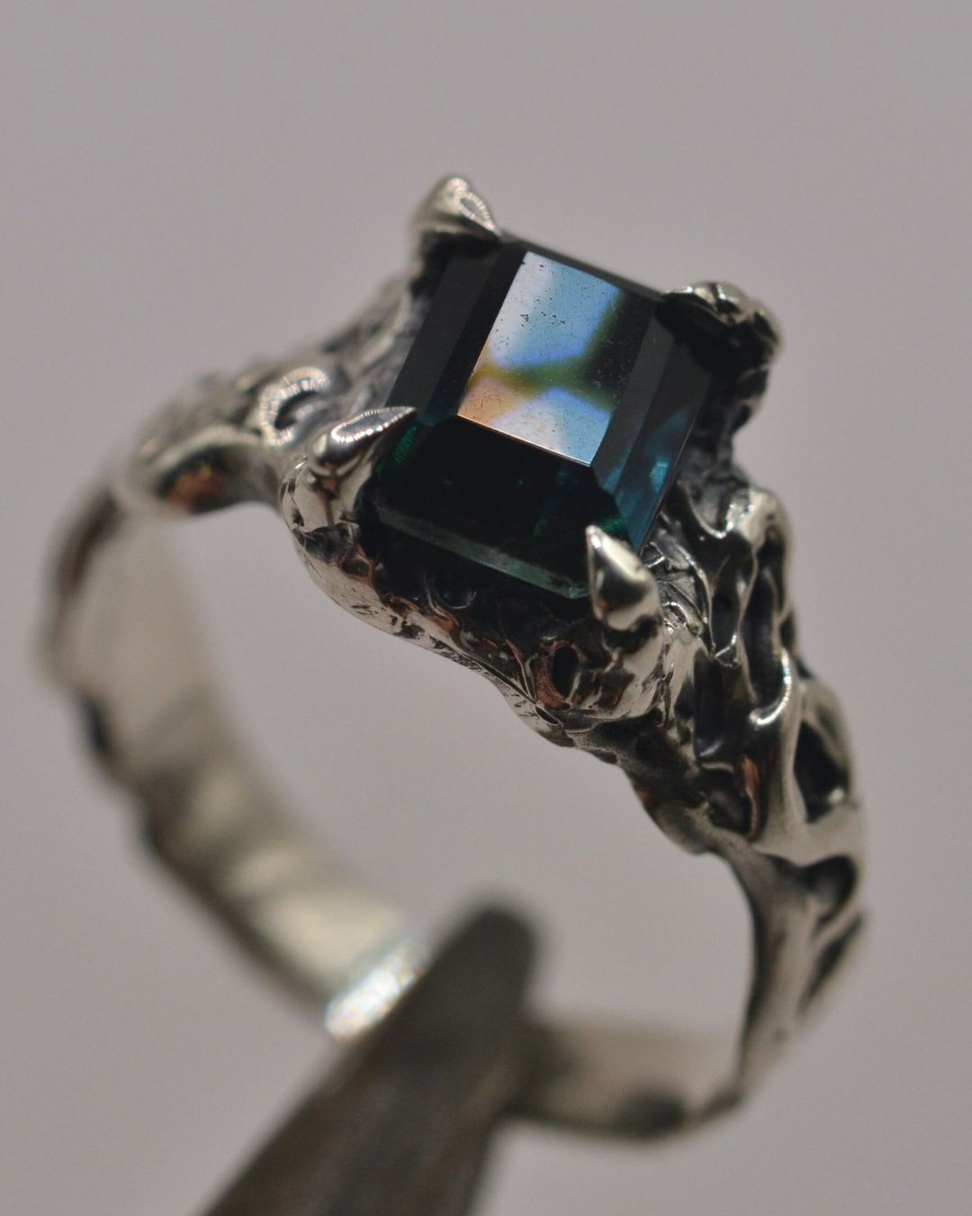 lab-grown sapphire
